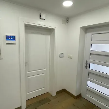 Lenny In Apartment Porec